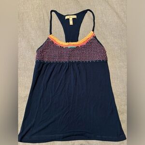 Super cute women’s tank top